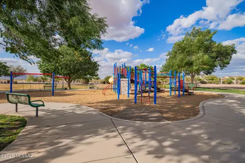View/Area - 20950 E Frontier Rd, Red Rock, AZ 85145 photo 5 of 6