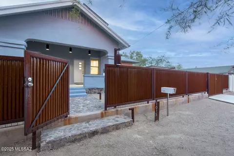 1015 S 7th Ave, Tucson, AZ 85701