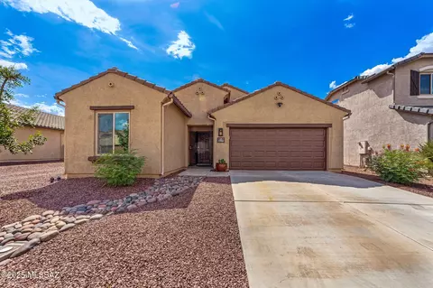 33962 S Garrison Ln, Red Rock, AZ 85145