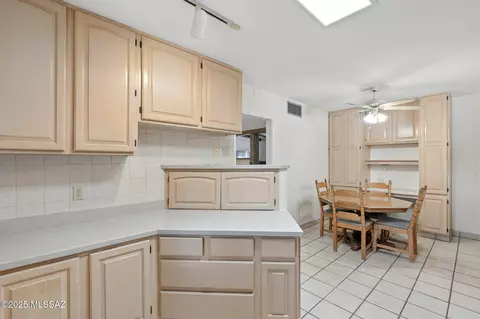 4152 E 6th St, Tucson, AZ 85711 photo 12