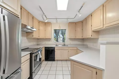 4152 E 6th St, Tucson, AZ 85711 photo 10