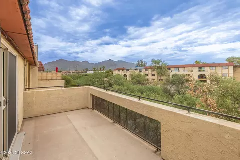 6322 N Barcelona Ln UNIT 523, Tucson, AZ 85704