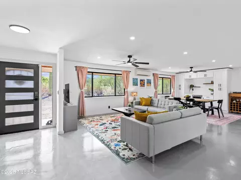 4410 W Ironwood Hill Dr, Tucson, AZ 85745