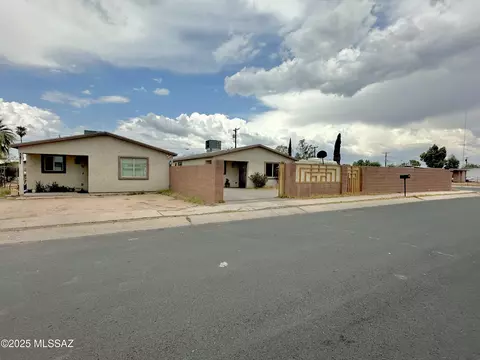 3471 E 28th St, Tucson, AZ 85713