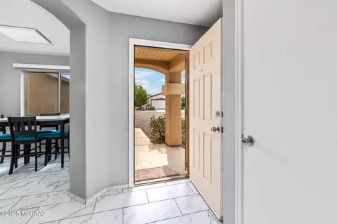3586 S Bardust Ln, Tucson, AZ 85730