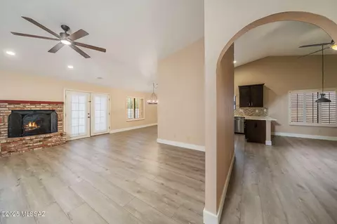 9631 E Banbridge St, Tucson, AZ 85747 photo 8