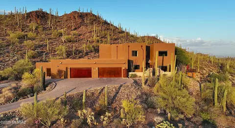 3700 N Avenida Dos Vistas, Tucson, AZ 85745