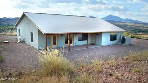 111 Red Mountain Ct, Patagonia, AZ 85624
