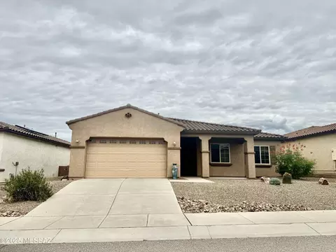 740 N Observation Trl, Green Valley, AZ 85614