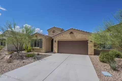 1573 N Ruff Ct, Green Valley, AZ 85614