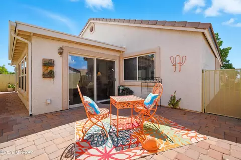 Exterior - 8557 S Dubloon Way, Tucson, AZ 85756 photo 3 of 10