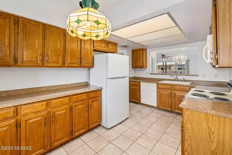 7848 E 4th St, Tucson, AZ 85710 photo 9