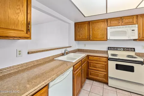 7848 E 4th St, Tucson, AZ 85710 photo 10
