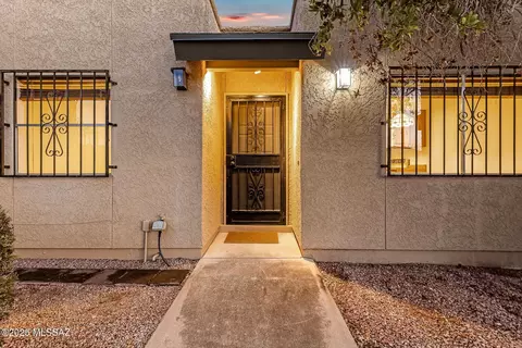 7848 E 4th St, Tucson, AZ 85710 photo 7