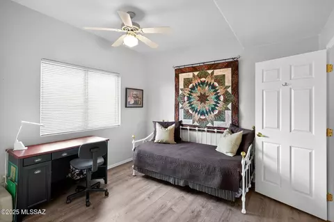 Bedroom - 14272 E Whispering Ocotillo Pl, Vail, AZ 85641 photo 4 of 4