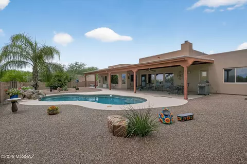 Exterior - 14272 E Whispering Ocotillo Pl, Vail, AZ 85641 photo 3 of 5