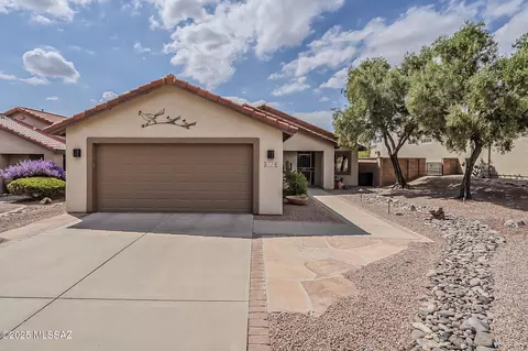 1125 W Ashworth Rd, Green Valley, AZ 85614