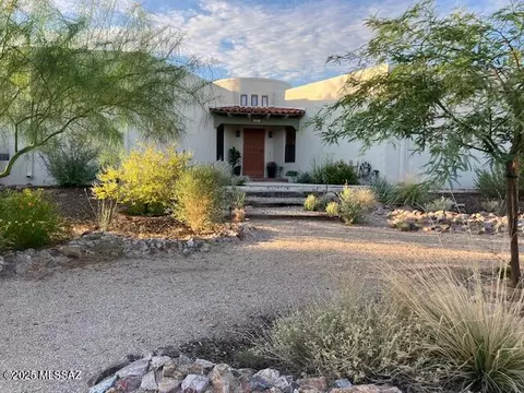 3691 W El Moraga Pl, Tucson, AZ 85745