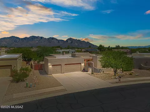 11740 N Diamond Cholla Pl, Tucson, AZ 85737