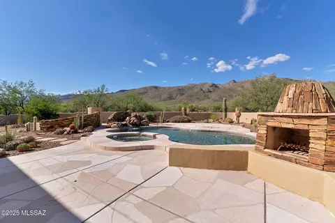 10861 E Adobe Creek Pl, Tucson, AZ 85749
