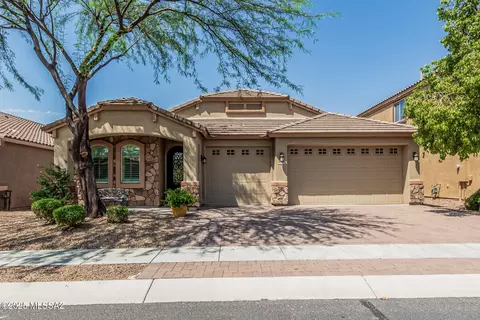 8507 N Gaetano Loop, Tucson, AZ 85742