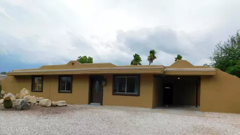 7870 N Thornydale Rd, Tucson, AZ 85741