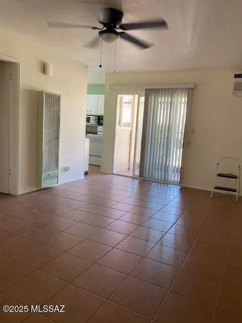 1745 S Jones Blvd #K103, Tucson, AZ 85713