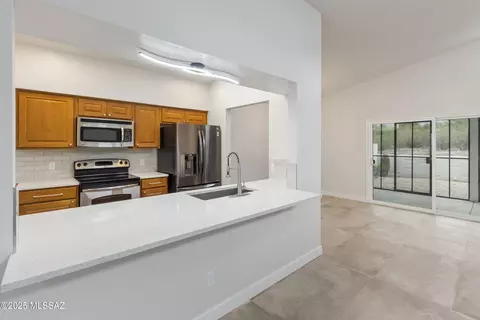 7413 E Wandering Rd, Tucson, AZ 85750
