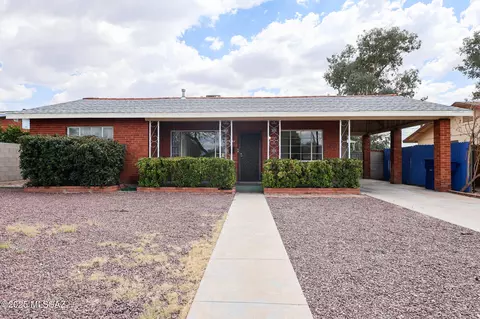 2642 Eastland St, Tucson, AZ 85716