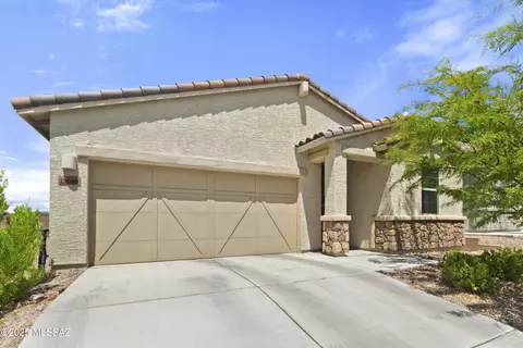 13989 E Golden Oaks Rd, Vail, AZ 85641