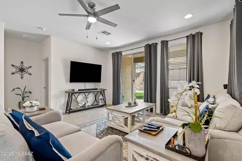 Living - 12608 E Caden Dr, Vail, AZ 85641 photo 1 of 4