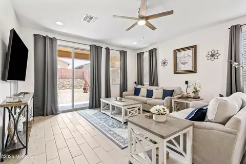 Living - 12608 E Caden Dr, Vail, AZ 85641 photo 2 of 4