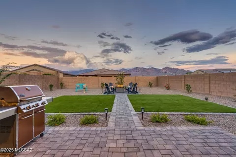 11266 N Gemini Dr, Oro Valley, AZ 85742
