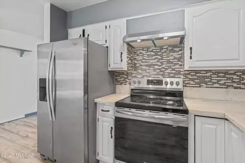 Kitchen - 5201 E 23rd St, Tucson, AZ 85711 photo 1 of 3
