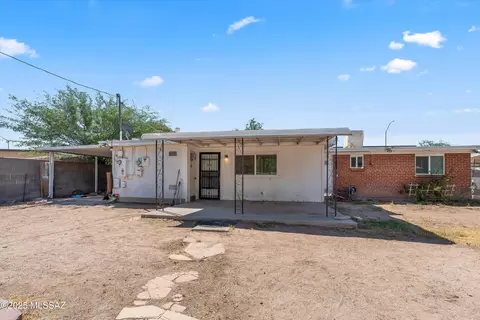 Exterior - 5201 E 23rd St, Tucson, AZ 85711 photo 5 of 5