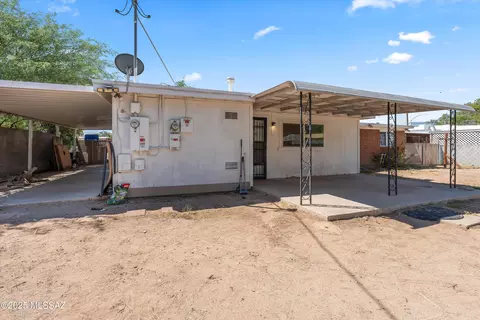 Exterior - 5201 E 23rd St, Tucson, AZ 85711 photo 4 of 5