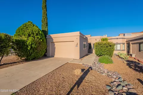 188 N Cobalt Dr, Green Valley, AZ 85614