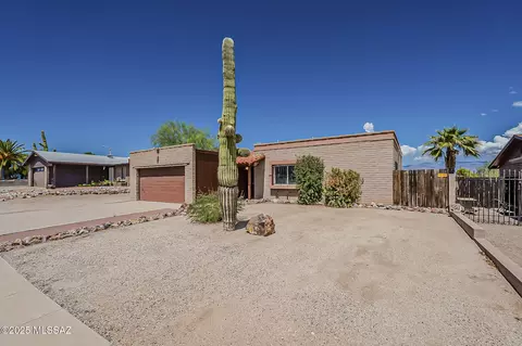 8355 E Ruby Dr, Tucson, AZ 85730