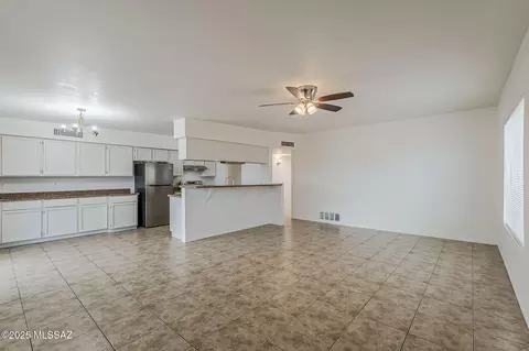 8355 E Ruby Dr, Tucson, AZ 85730 photo 7