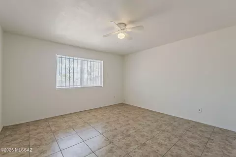 8355 E Ruby Dr, Tucson, AZ 85730 photo 17