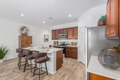 Kitchen - 1044 S Chatfield Ave, Vail, AZ 85641 photo 1 of 6