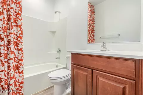 Bath - 1044 S Chatfield Ave, Vail, AZ 85641 photo 2 of 2