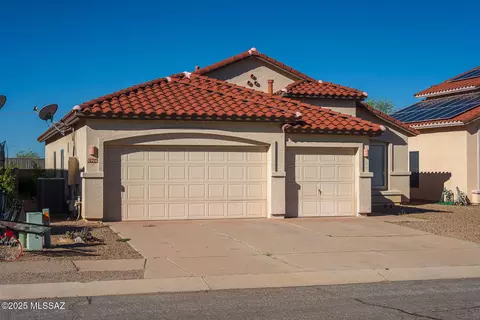 8966 E Autumn Sage St, Tucson, AZ 85747 photo 7