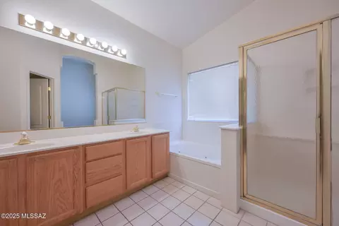8966 E Autumn Sage St, Tucson, AZ 85747 photo 27