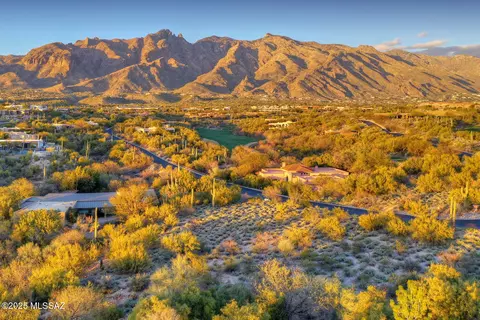 3194 E Via Palomita, Tucson, AZ 85718