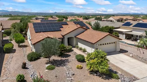 1451 N Old Adobe Dr, Green Valley, AZ 85614
