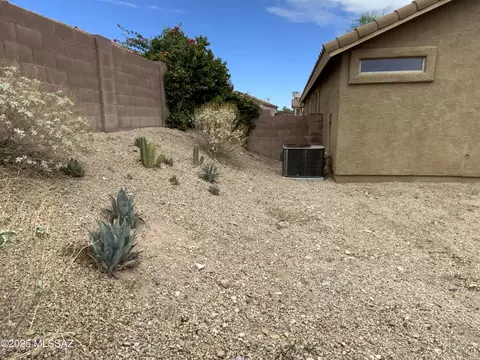 Exterior - 13268 E Mesquite Flat Spring Dr, Vail, AZ 85641 photo 2 of 7