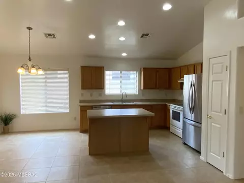 Kitchen - 13268 E Mesquite Flat Spring Dr, Vail, AZ 85641 photo 1 of 3
