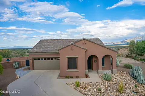 5777 S Painted Canyon Dr, Green Valley, AZ 85622