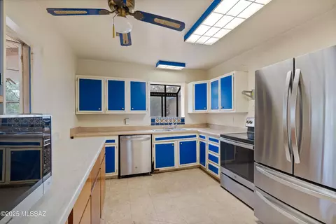 11134 Edison St, Tucson, AZ 85749 photo 13